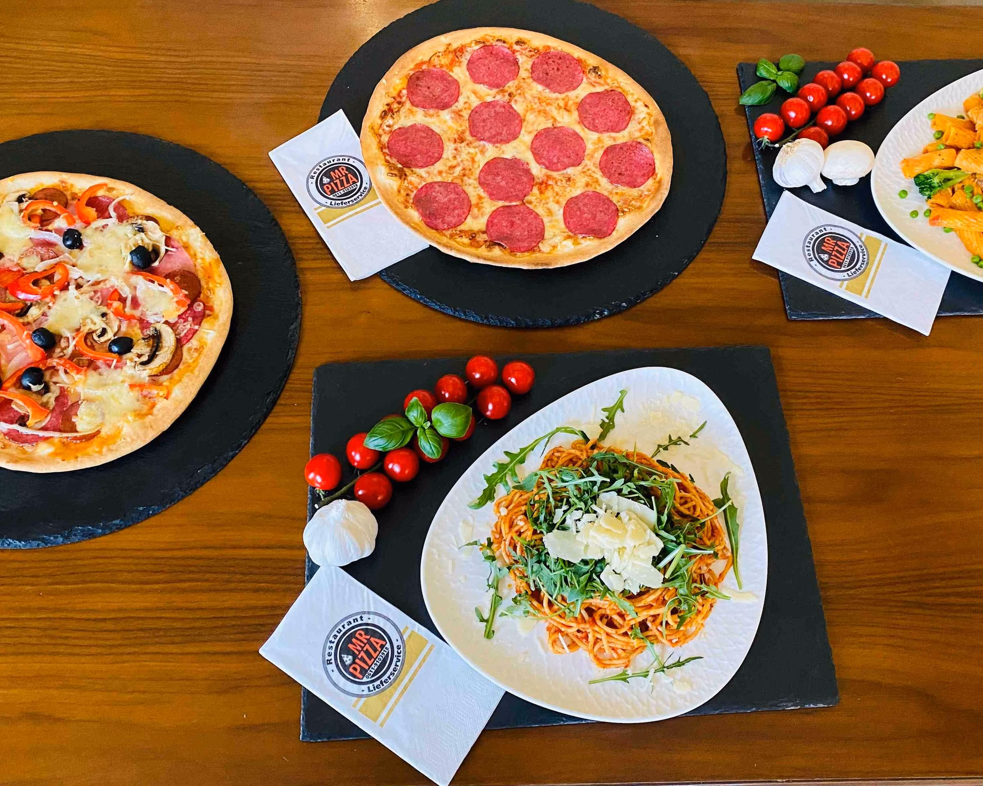 Wo kann man italienische Pizza und Pasta schnell und einfach nach Hause liefern lassen?