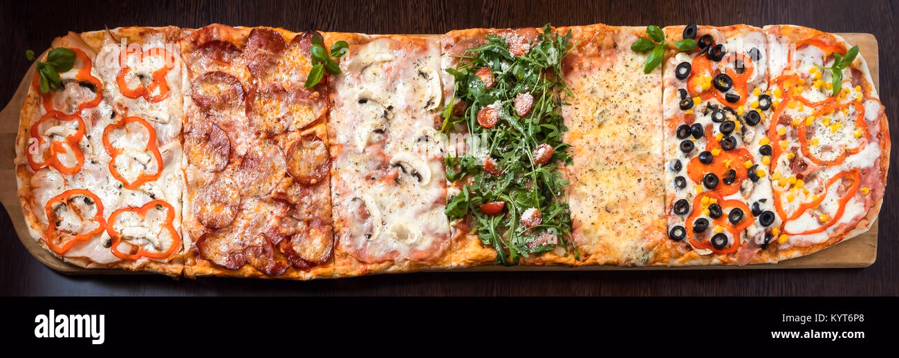 What is the Pentagon pizza index?