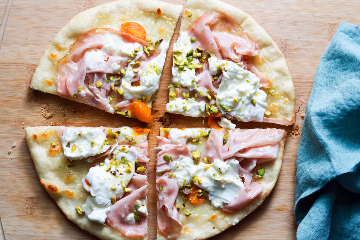 Wie backt man eine Pizza?