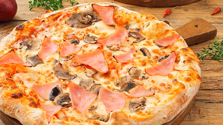 Wie kann man eine Pizza backen?