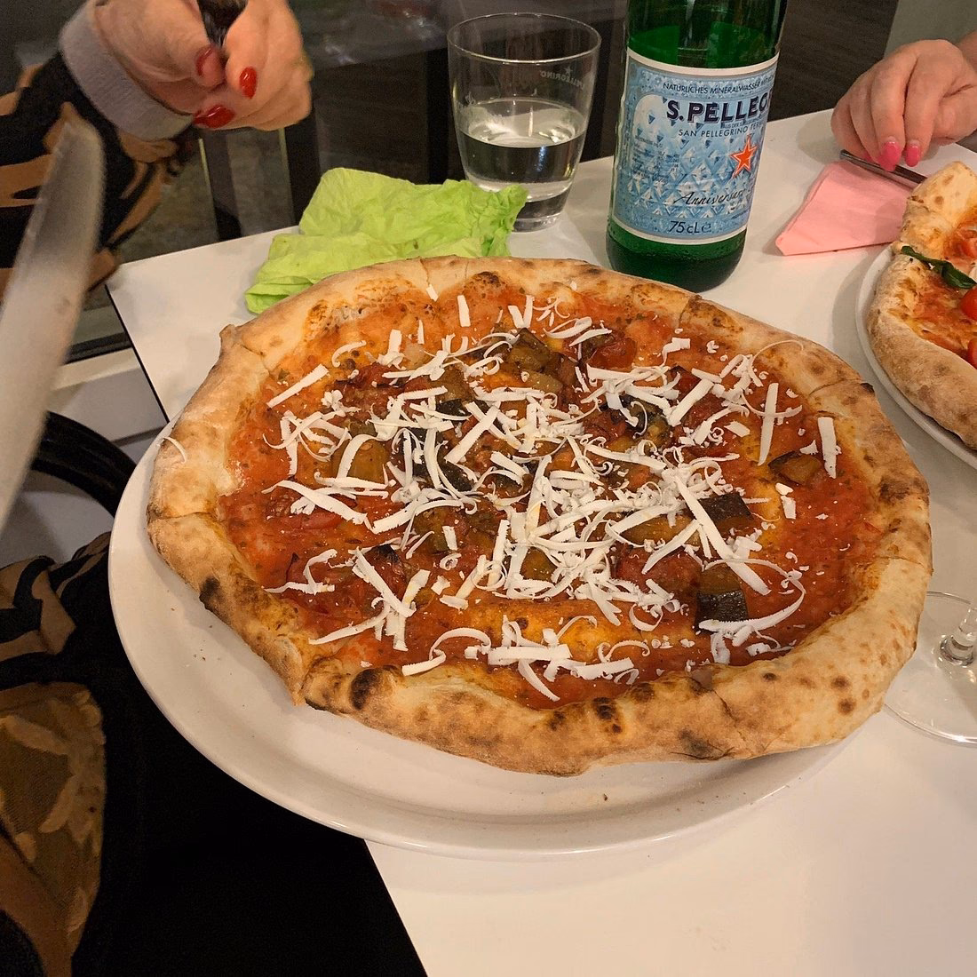 Wie viele Menüs gibt es bei Pizzeria Piccolo?