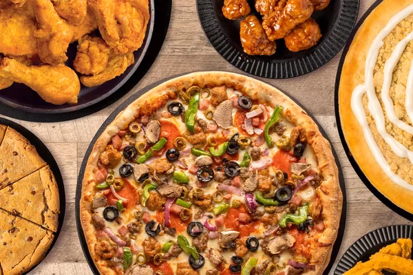 How do you make chicken bacon ranch pizza?