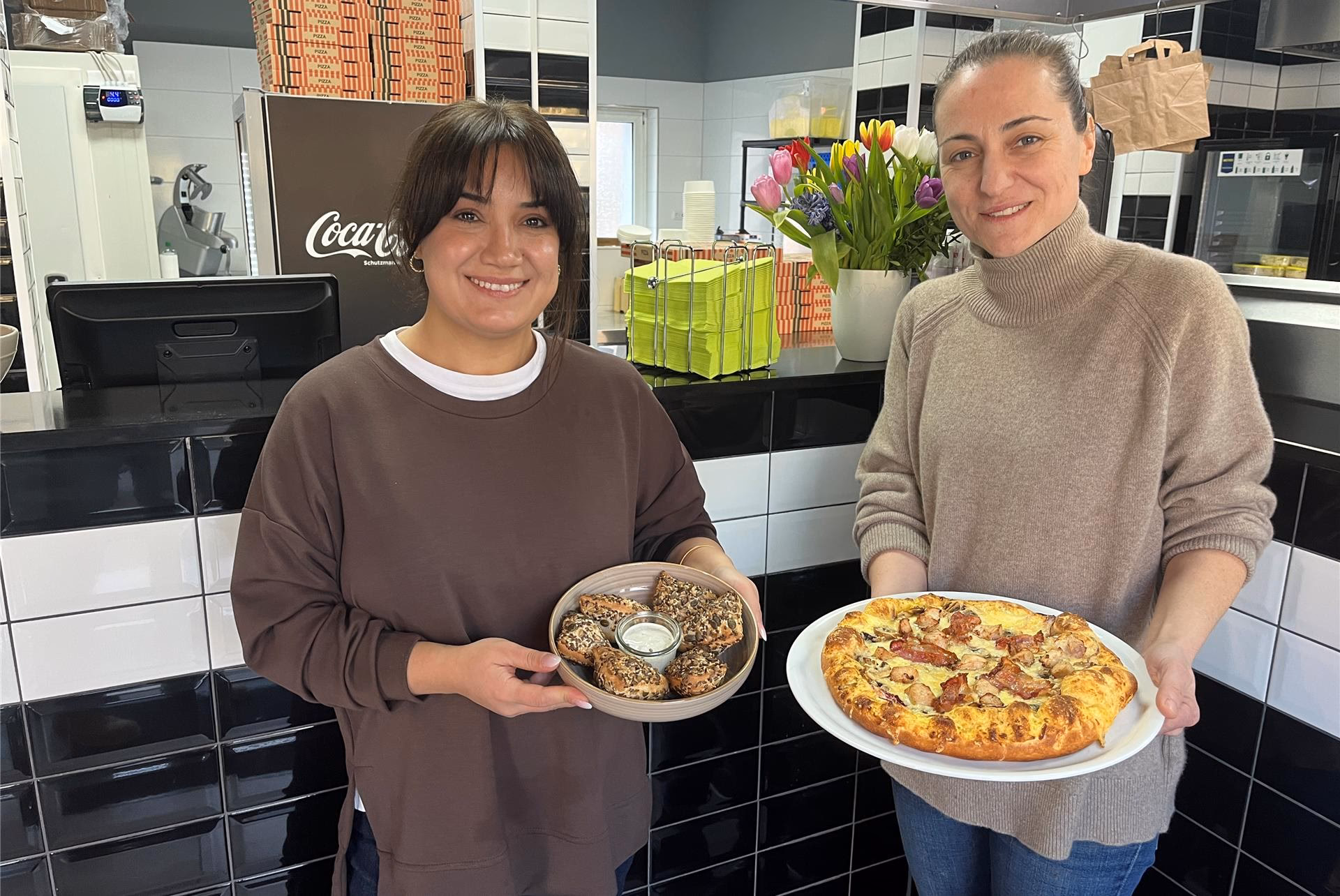 Was gibt es bei Pizzeria Alberto zu essen?