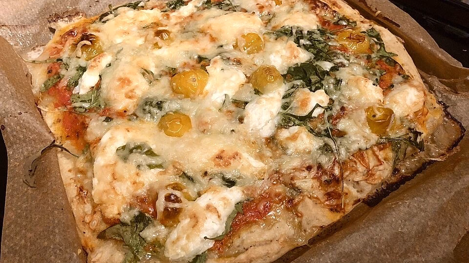 Was ist der Unterschied zwischen einer Runde und einer blechpizza?