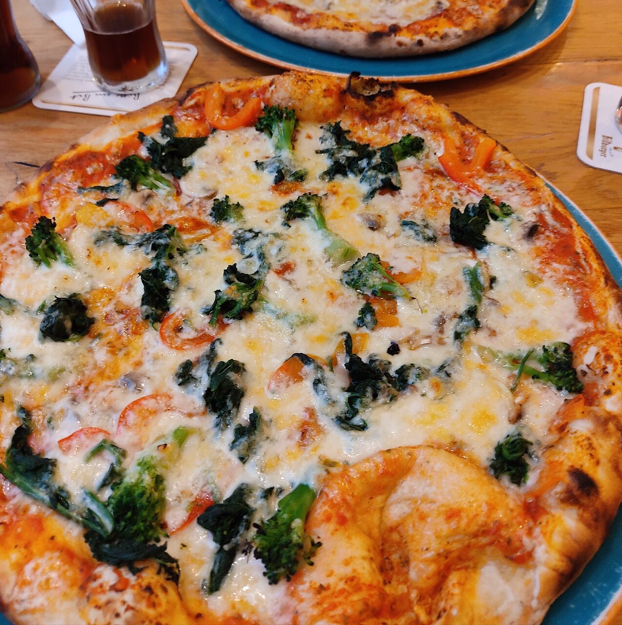 Wie viele Gerichte hat die Speisekarte des Pizzeria Romantica?