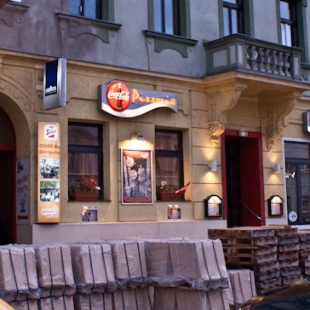 Wie kann man bei Pizzeria Madona Wien zu fairen Preisen bestellen?