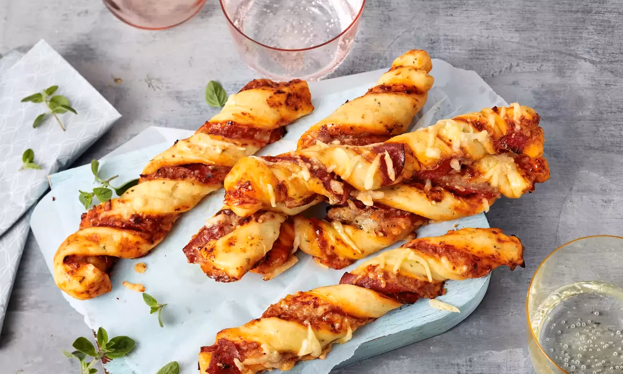 Wie bereite ich pizzasoße zu?