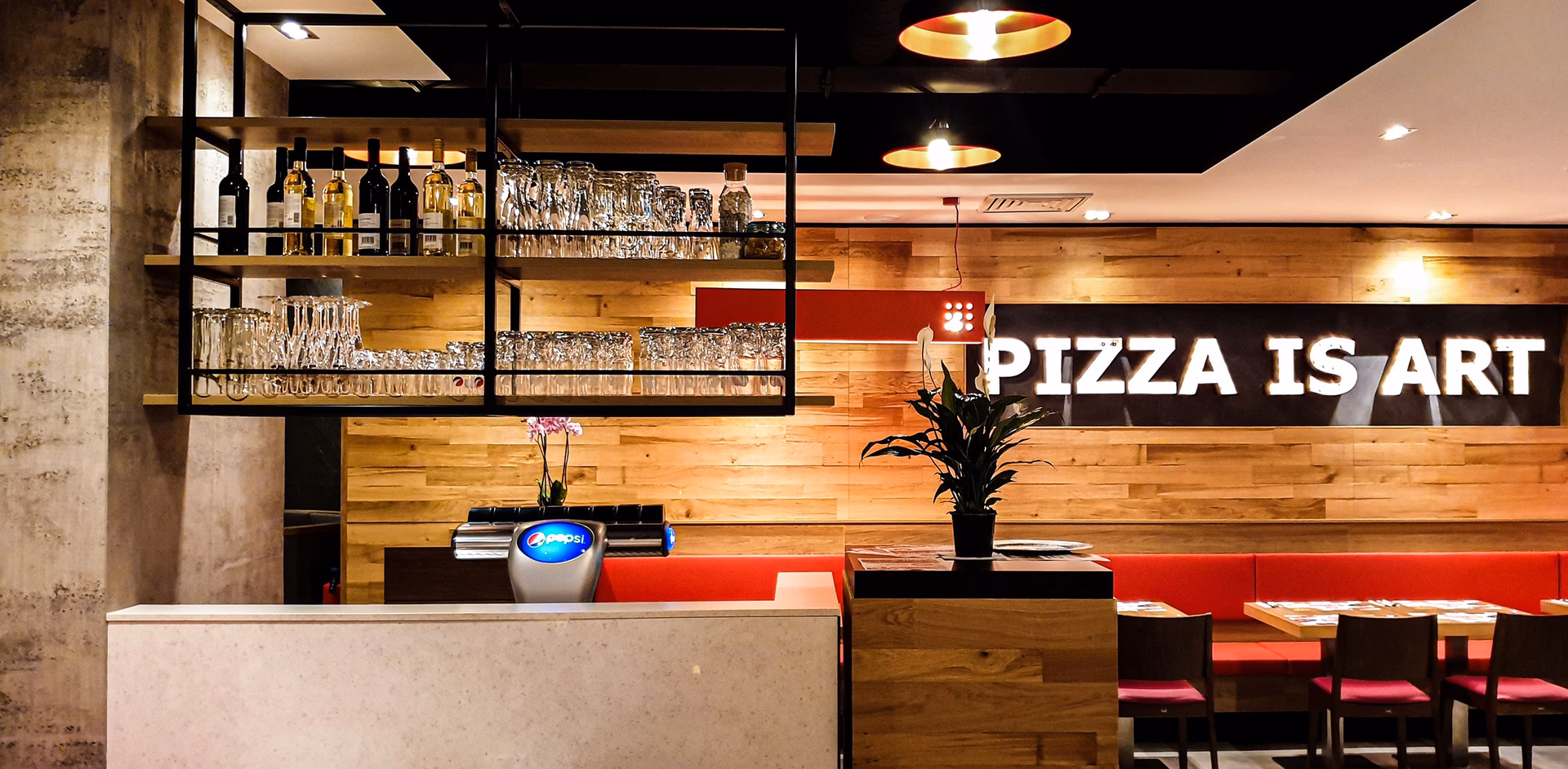 Was sind typische Beispiele für Systemgastronomie-Betriebe?