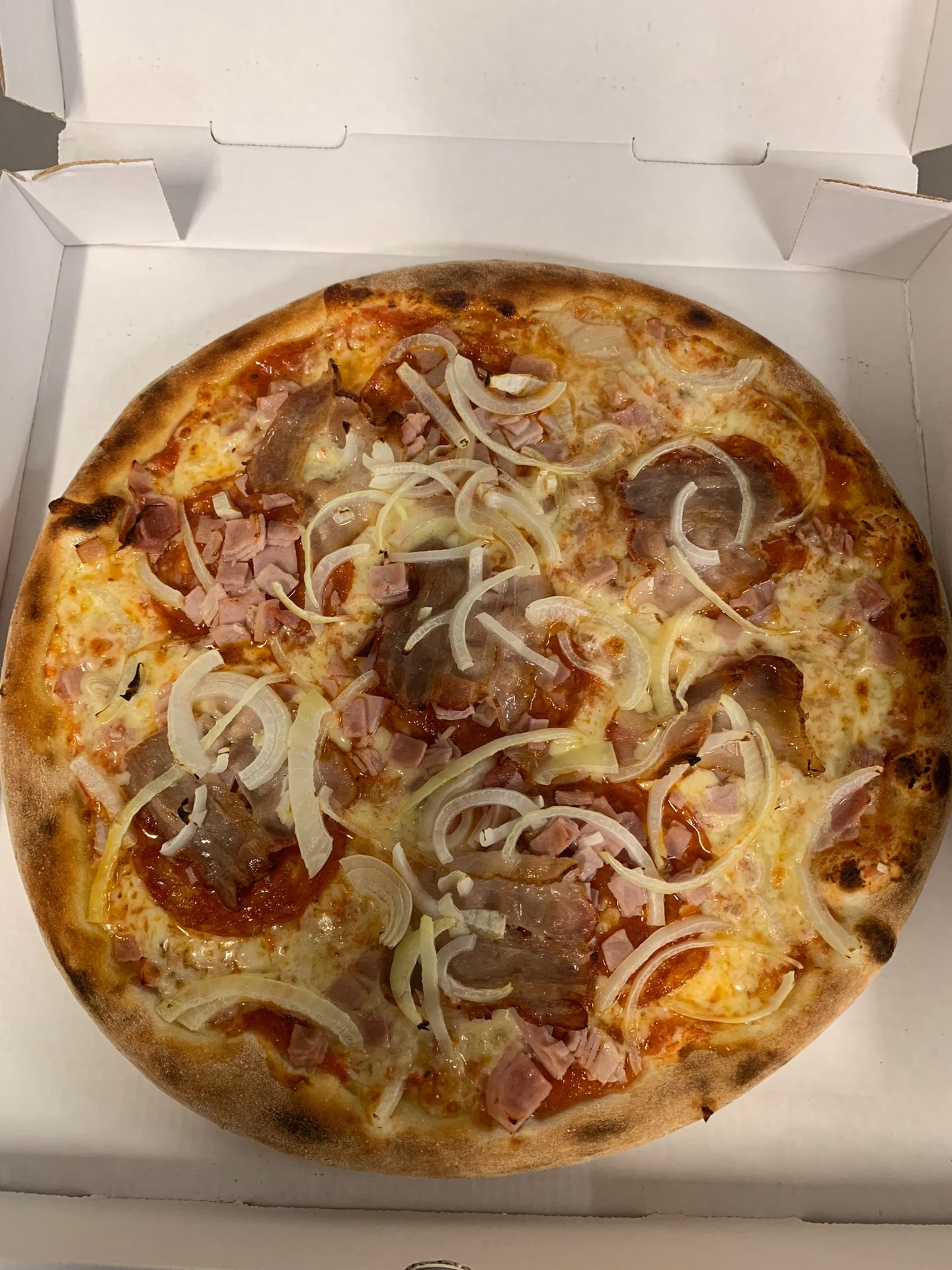 Wie kann ich Pizza in Thun bestellen?