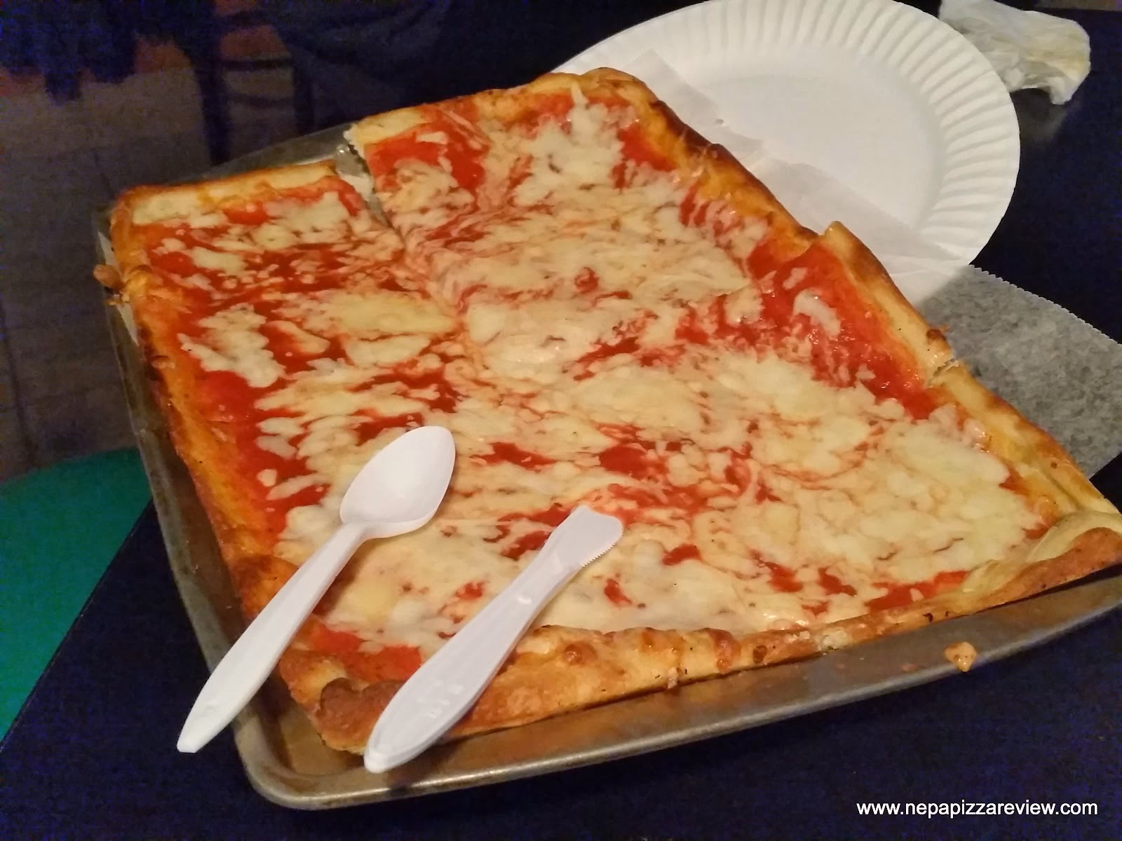 Is Ashley's pizza vegan?