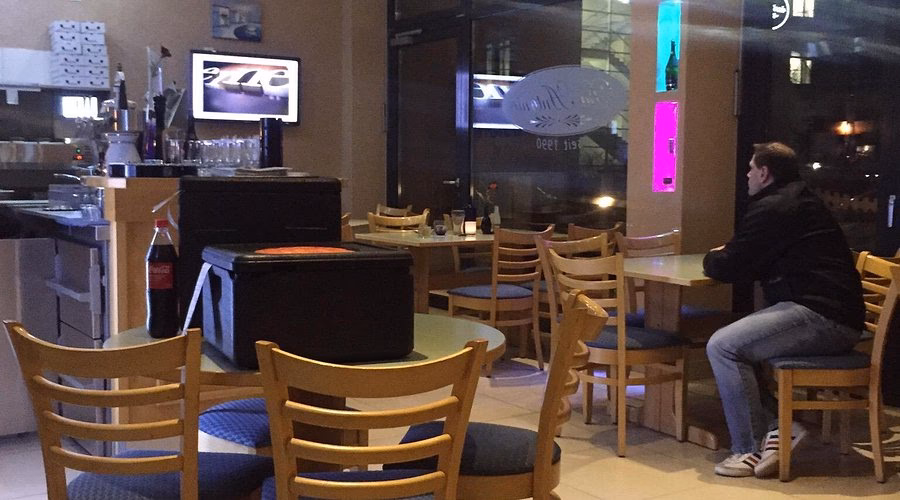 Wie kann man bei Pizzeria d'Antonio bestellen?