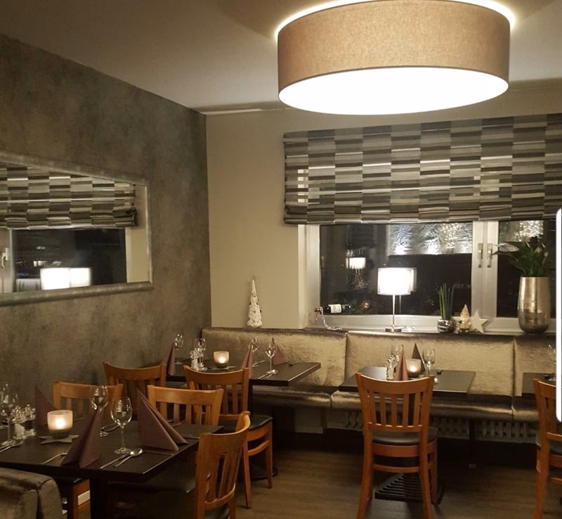 Was bietet die Speisekarte für La Perla aus Bielefeld?