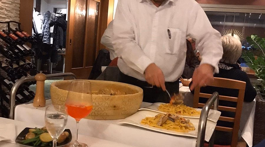 Wann ist der Bearbeitungsstand der Speisekarte von Pizzeria Europa?