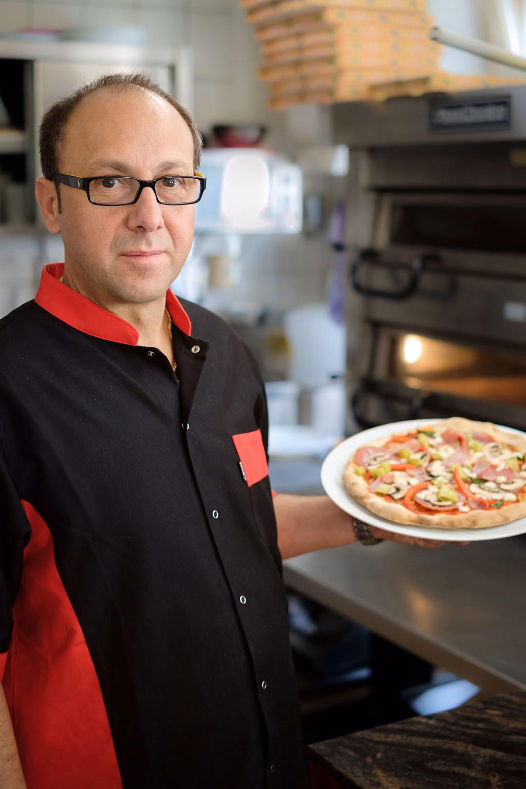 Wie wird die Pizzeria bei Domenico zubereitet?
