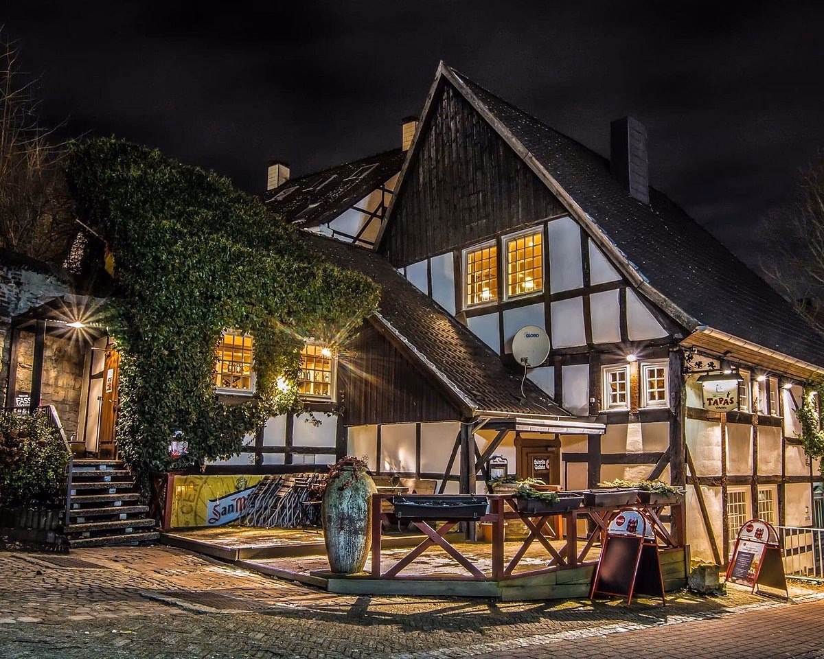 Wann ist das Foyer geschlossen?