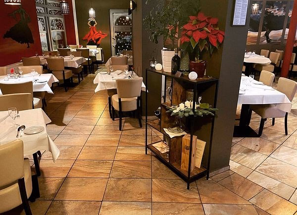 Was kann man im Esszimmer in Lichtenberg genießen?