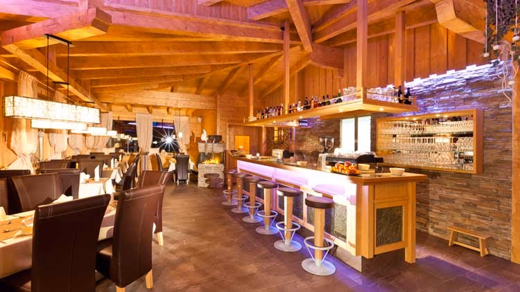 Wie heißt das Restaurant in Längenfeld?