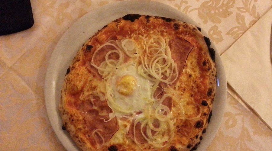 Was ist eine zeitgenössische Pizza?