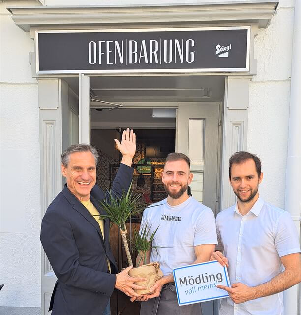 Wie viele Arbeitsplätze hat der neue Gastronomie-Betrieb in Mödling geschaffen?