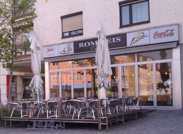 Wie heißt die Pizzeria in Fortuna?