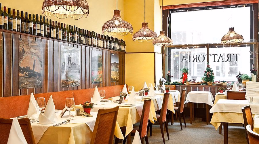 Wie viele Speisen gibt es in Trattoria Santo Stefano?