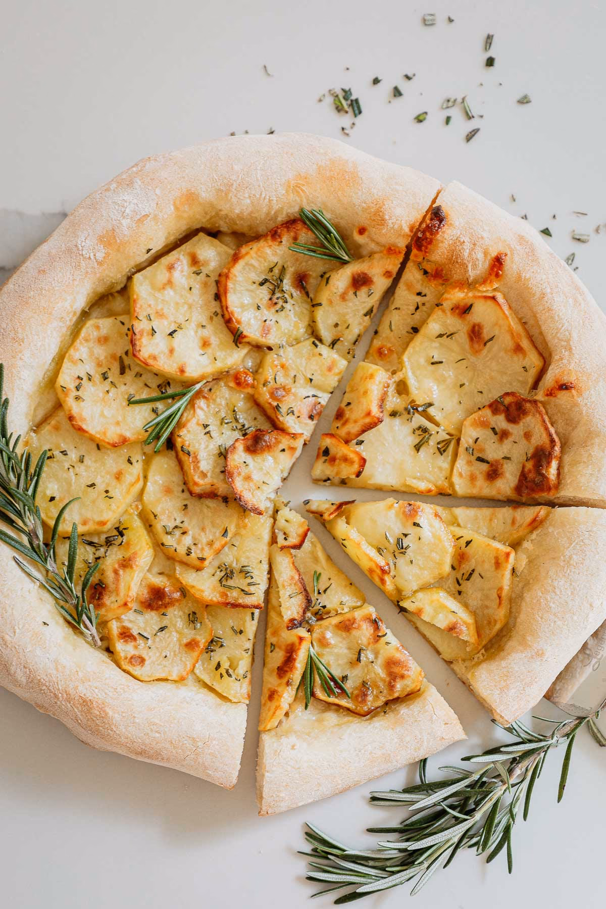 How do you make a potato & rosemary pizza?