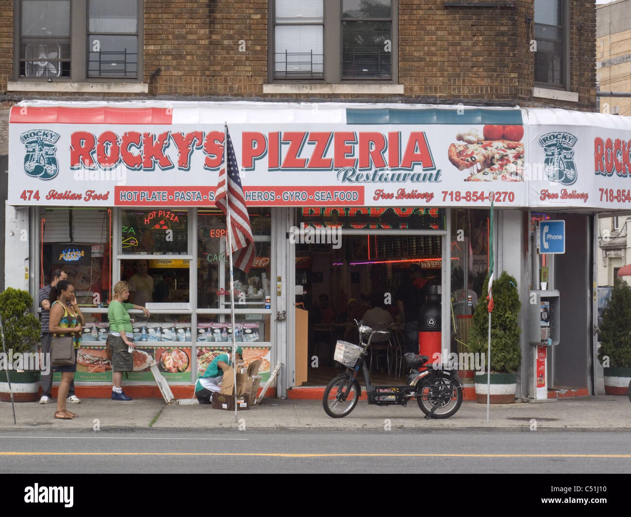 Does Rocky's New York Pizza carry out?
