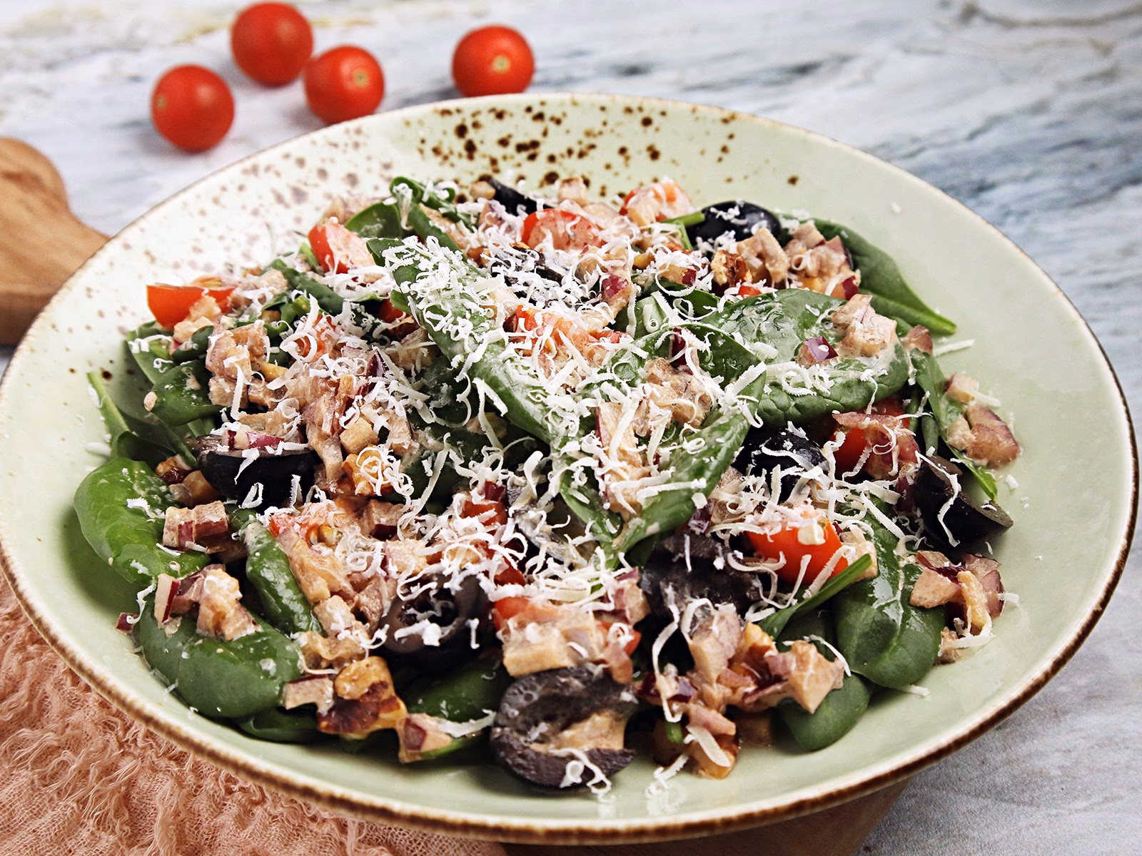 Was braucht man für einen Salat?
