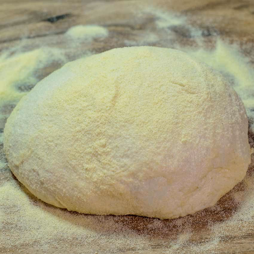 Does semolina flour make a perfect pizza?