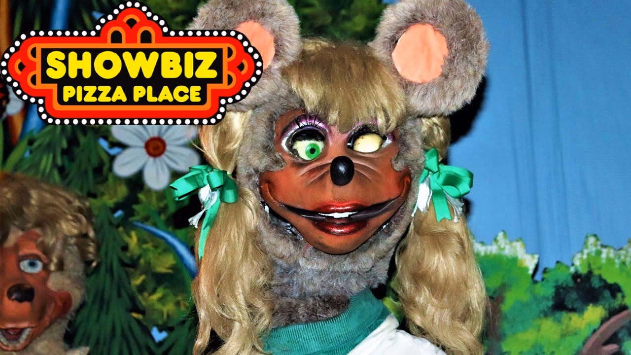 Where was pizzaaa sold?