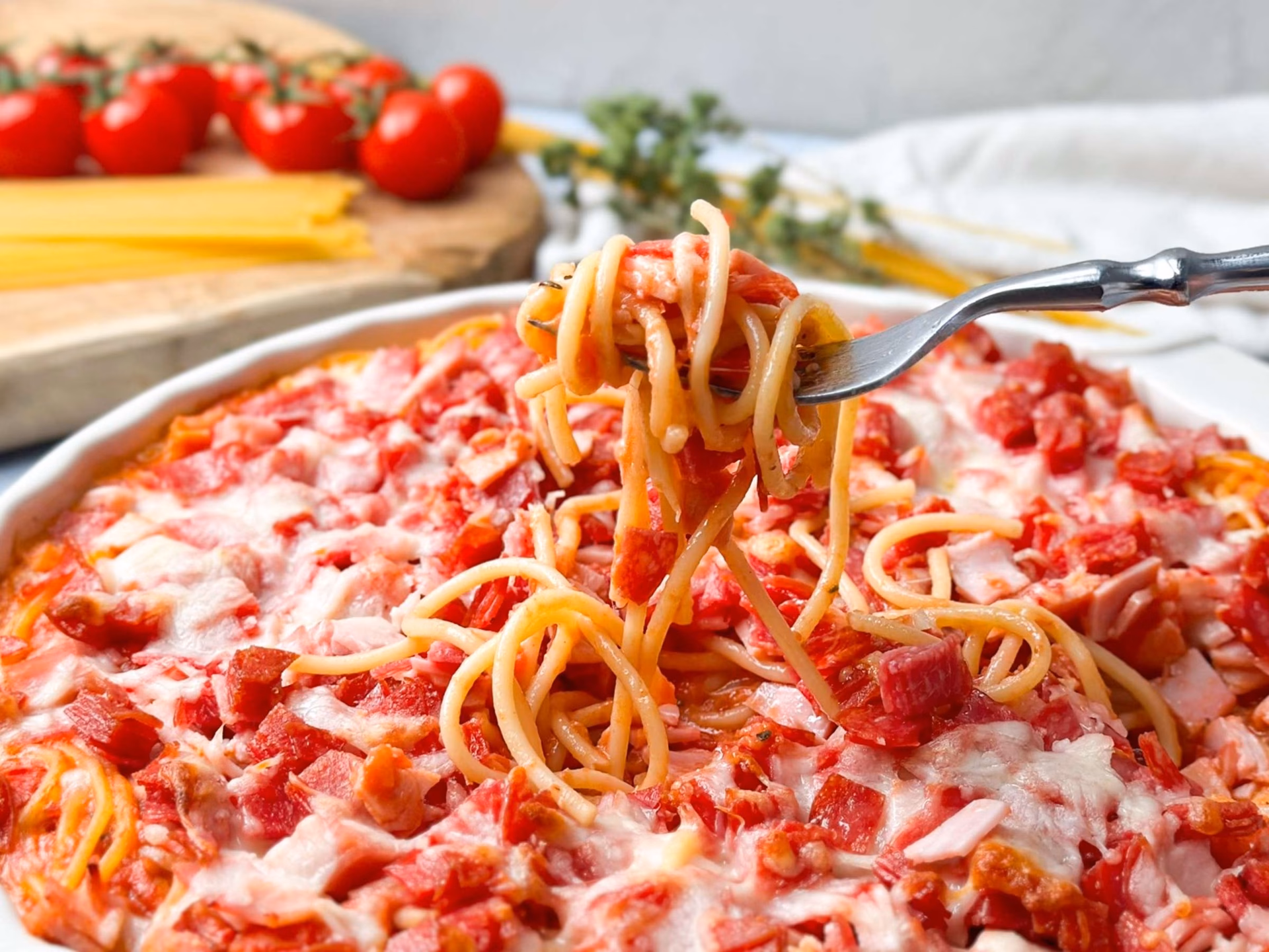 Wie lange braucht eine Spaghetti Pizza im Backofen?