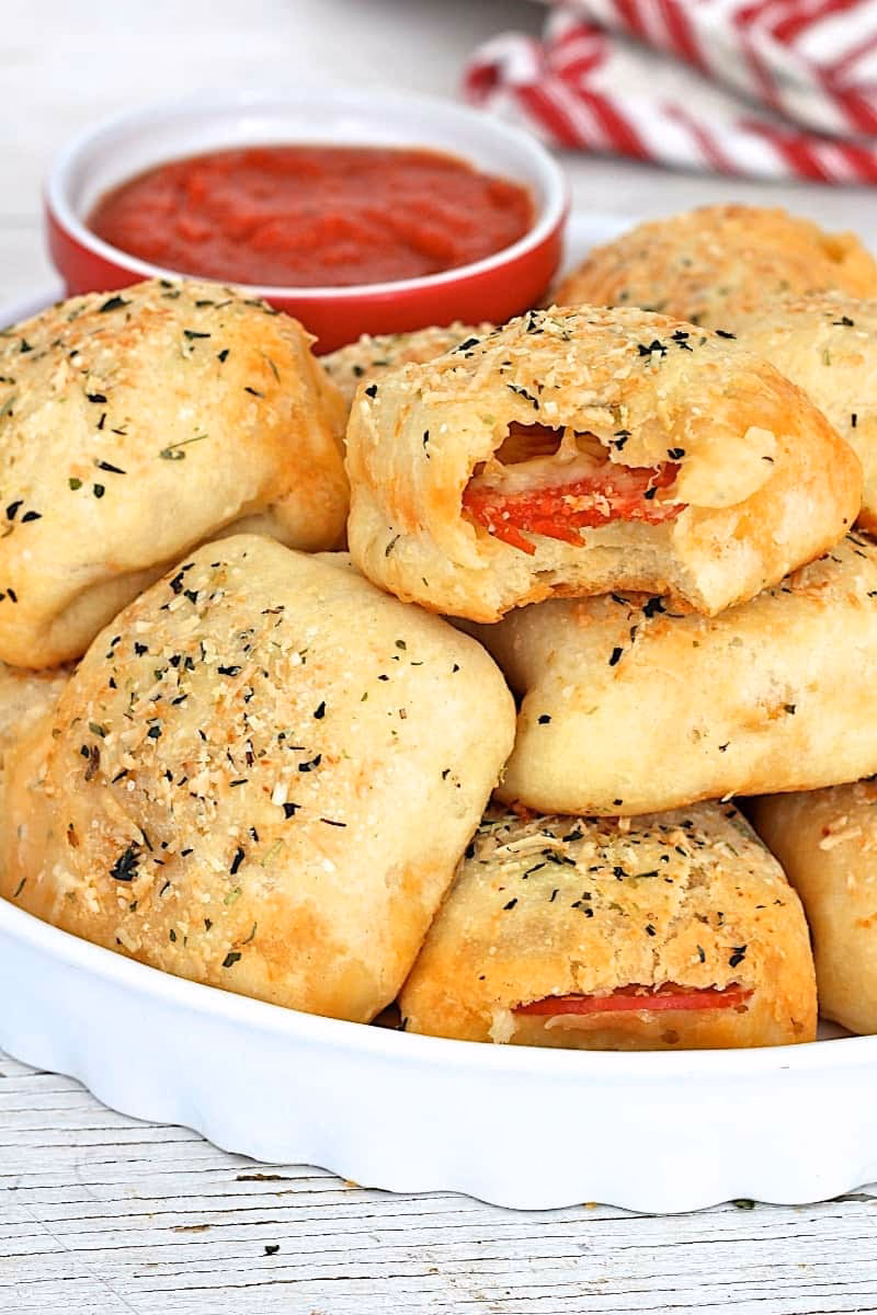 How do you make pizza rolls with Parmesan cheese?