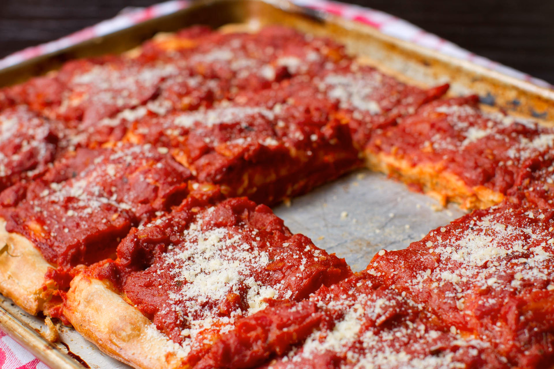 How do you make a tomato pie?