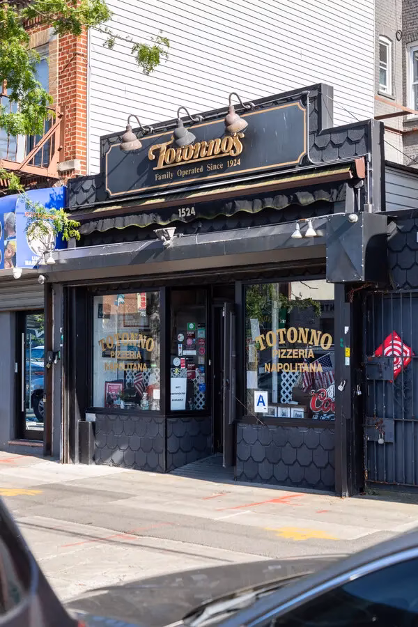 Who makes the best pizza in New York City?