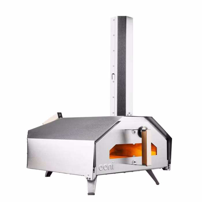 How many pizzas can a Uuni Ooni oven cook?