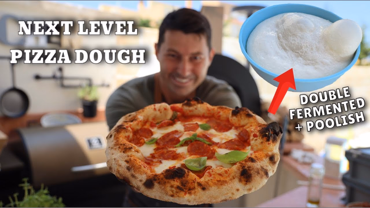 How do you make a Napolitano pizza?