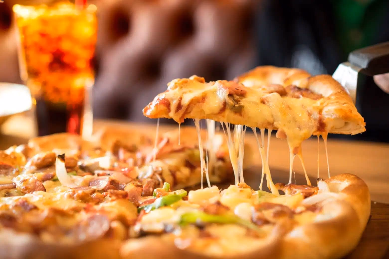 Wie schmilzt eine Pizza am besten?